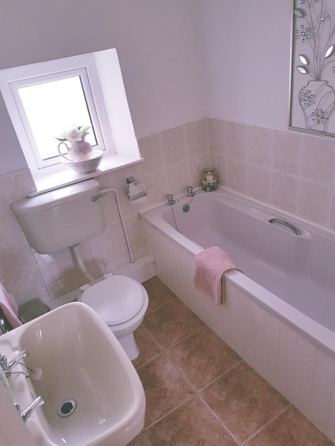 Granny Dens Villa Donegal Town ภายนอก รูปภาพ