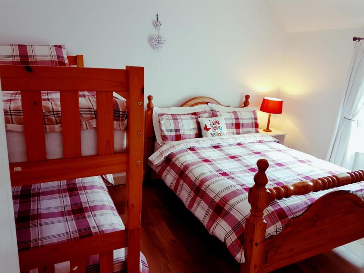 Granny Dens Villa Donegal Town ภายนอก รูปภาพ